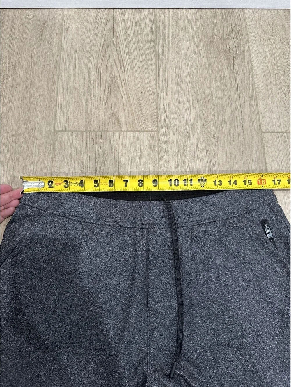 NWT Men’s Nobull Game Changer Joggers Size 33x28 Grey